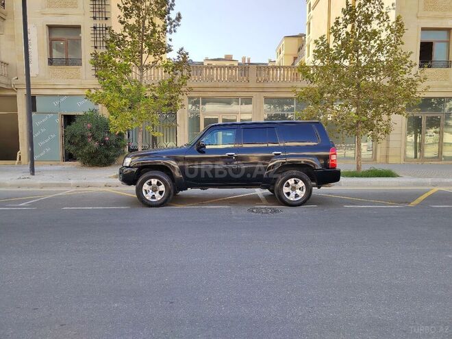Nissan Patrol 2007, 298,000 km - 4.8 l - Bakı