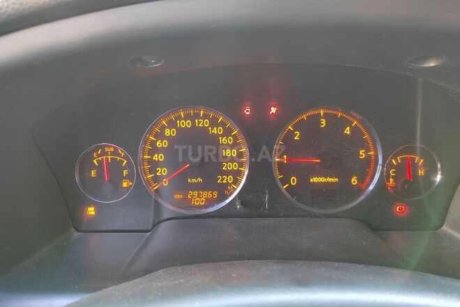 Nissan Patrol 2007, 298,000 km - 4.8 l - Bakı