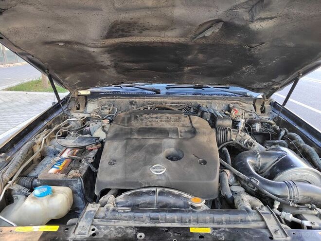 Nissan Patrol 2007, 298,000 km - 4.8 l - Bakı