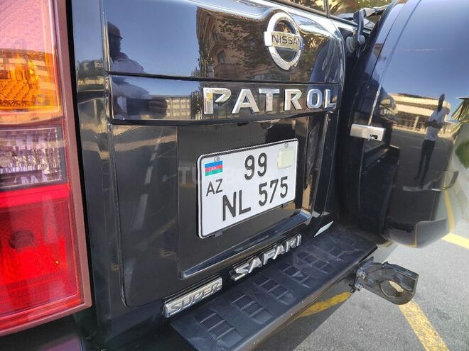 Nissan Patrol 2007, 298,000 km - 4.8 l - Bakı