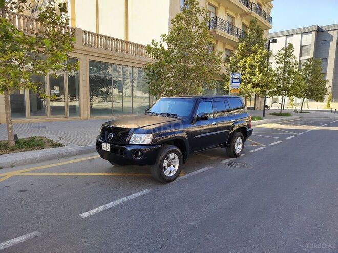 Nissan Patrol 2007, 298,000 km - 4.8 l - Bakı