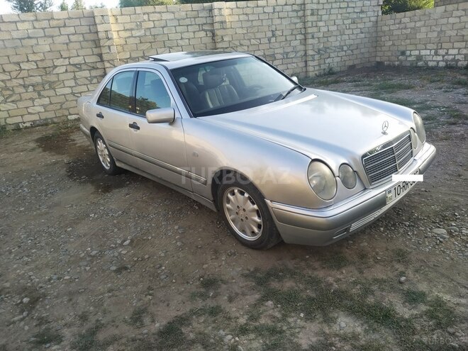 Mercedes E 220 1996, 177,000 km - 2.2 l - Bərdə