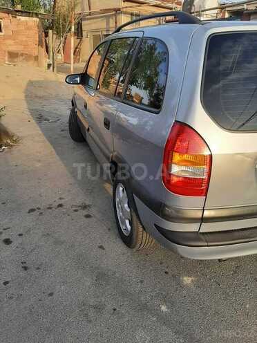 Opel Zafira 2001, 369,000 km - 2.2 л - Bakı