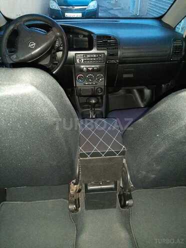 Opel Zafira 2001, 369,000 km - 2.2 л - Bakı