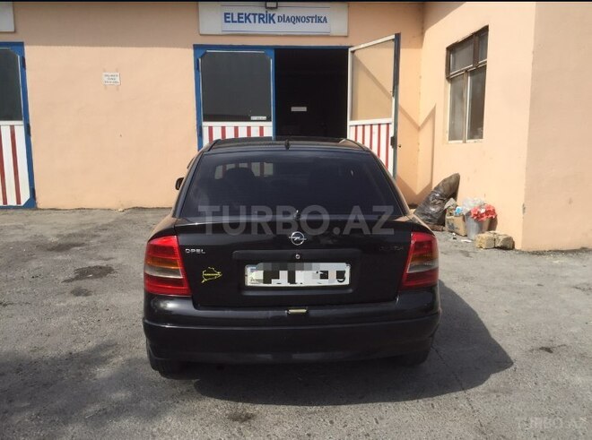 Opel Astra 2019, 242,777 km - 1.6 l - Qusar