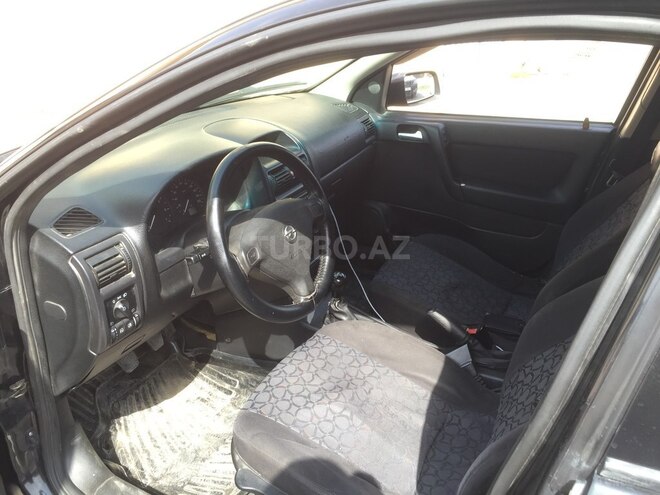 Opel Astra 2019, 242,777 km - 1.6 l - Qusar