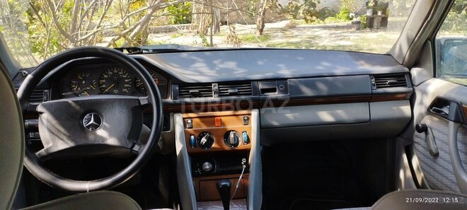 Mercedes E 230 1990, 614,600 km - 2.3 l - Xaçmaz