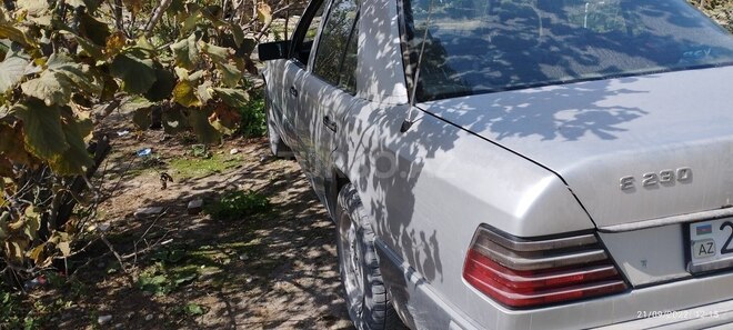 Mercedes E 230 1990, 614,600 km - 2.3 l - Xaçmaz