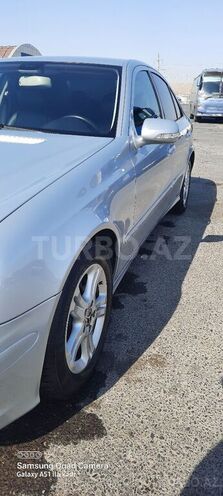 Mercedes E 220 2007, 256,000 km - 2.2 l - Bakı