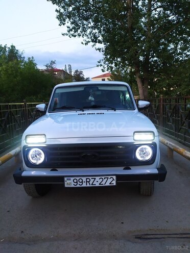 LADA (VAZ) Niva 2010, 220,000 km - 1.7 l - İsmayıllı