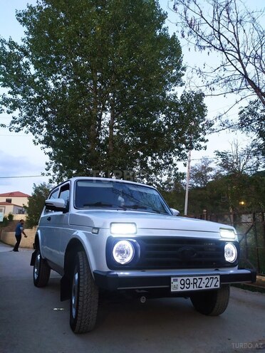 LADA (VAZ) Niva 2010, 220,000 km - 1.7 l - İsmayıllı