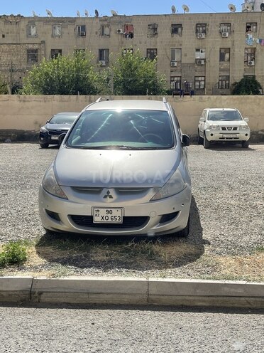 Mitsubishi Grandis 2003, 250,000 km - 2.4 l - Bakı