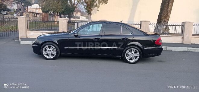 Mercedes E 280 2006, 292,000 km - 3.0 l - Zaqatala