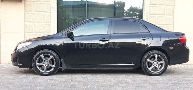 Toyota Corolla 2010, 178,000 km - 1.4 l - Bakı