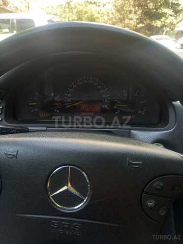 Mercedes E 220 2000, 347,000 km - 2.2 l - Bakı
