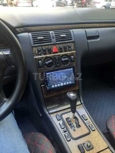 Mercedes E 220 2000, 347,000 km - 2.2 l - Bakı