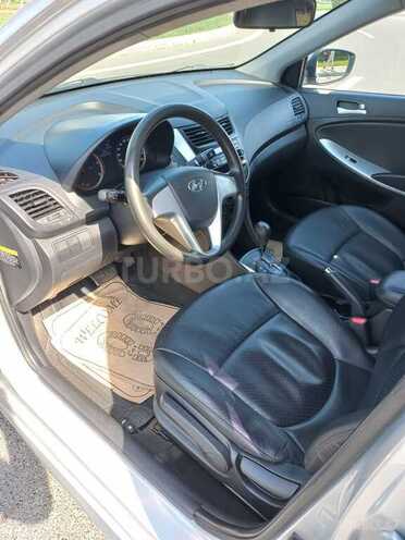 Hyundai Accent 2012, 200,000 km - 1.6 l - Bakı