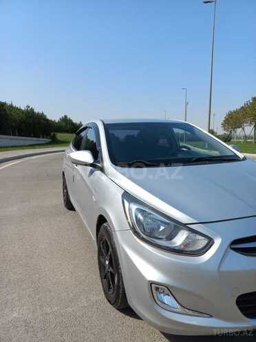 Hyundai Accent 2012, 200,000 km - 1.6 l - Bakı