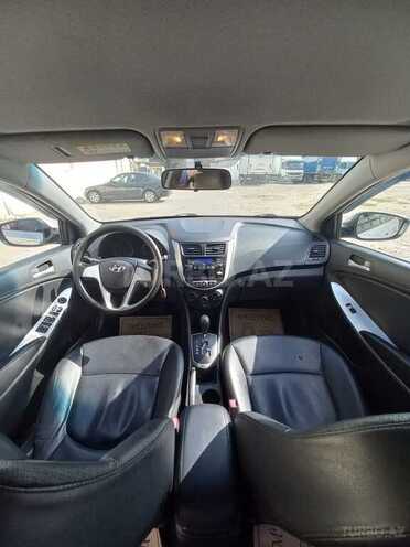 Hyundai Accent 2012, 200,000 km - 1.6 l - Bakı