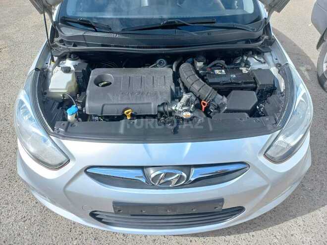 Hyundai Accent 2012, 200,000 km - 1.6 l - Bakı