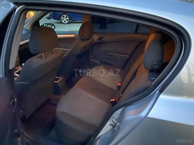 Opel Astra 2004, 200,100 km - 1.4 l - Bakı