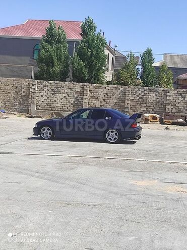 BMW 318 1994, 265,000 km - 1.8 l - Bakı