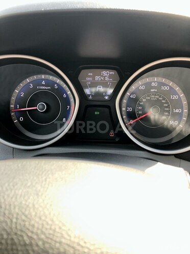 Hyundai Elantra 2013, 85,000 km - 1.8 л - Bakı