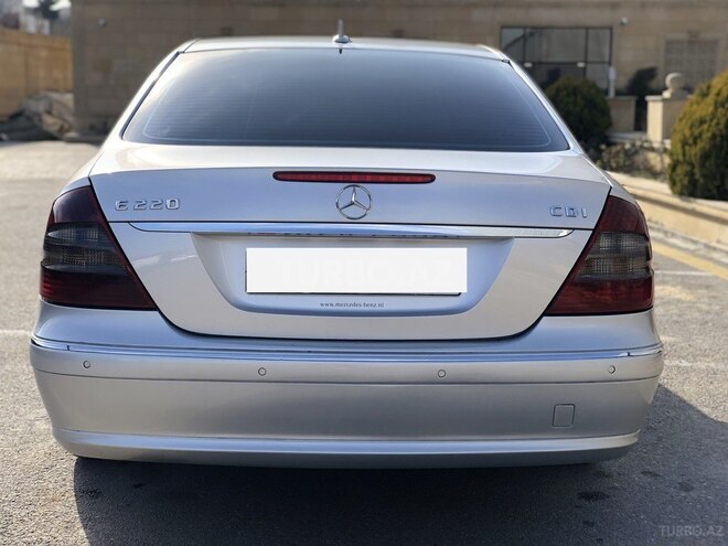 Mercedes E 220 2006, 277,000 km - 2.2 l - Bakı