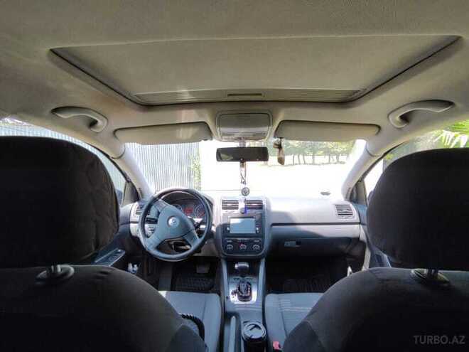 Volkswagen Golf 2005, 275,000 km - 1.6 l - Bakı