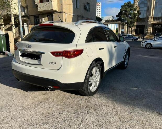 Infiniti FX37 2013, 132,480 km - 3.7 l - Bakı