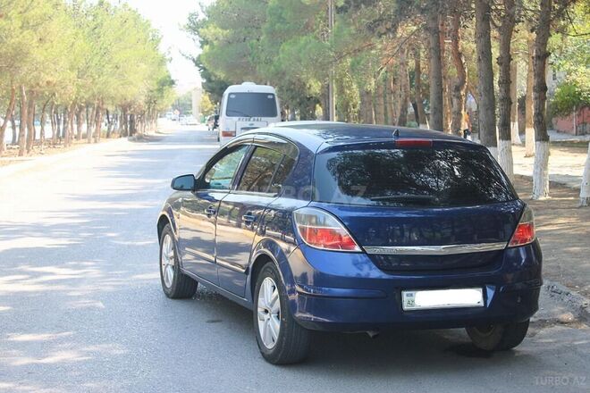 Opel Astra 2005, 165,000 km - 1.8 l - Sumqayıt