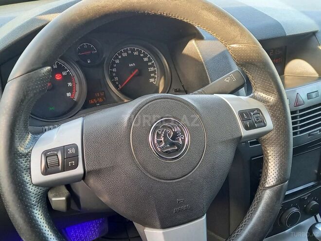 Opel Astra 2005, 165,000 km - 1.8 l - Sumqayıt