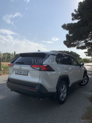 Toyota RAV4 2021, 27,500 km - 2.0 l - Bakı
