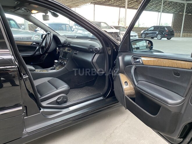 Mercedes C 230 2007, 217,000 km - 2.5 l - Gəncə