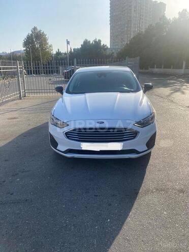 Ford Fusion 2019, 84,000 km - 2.0 л - Bakı