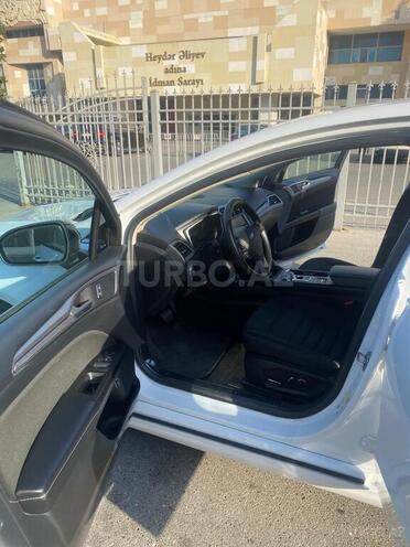Ford Fusion 2019, 84,000 km - 2.0 л - Bakı