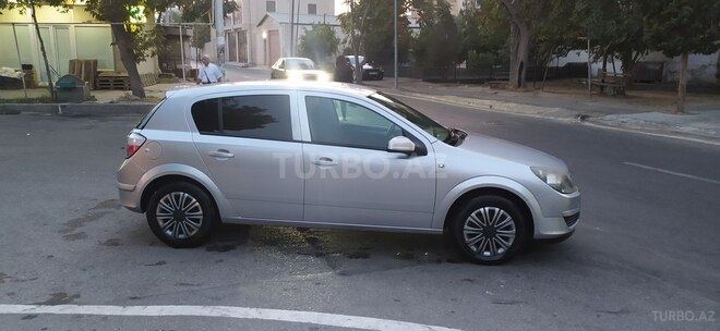 Opel Astra 2004, 200,100 km - 1.4 l - Bakı