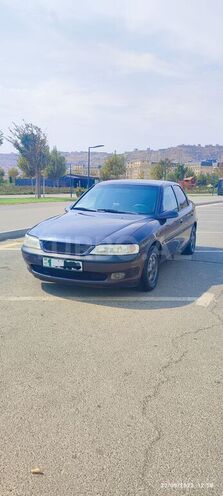 Opel Vectra 1996, 305,000 km - 1.8 л - Bakı