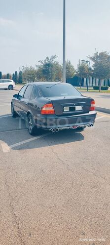 Opel Vectra 1996, 305,000 km - 1.8 л - Bakı
