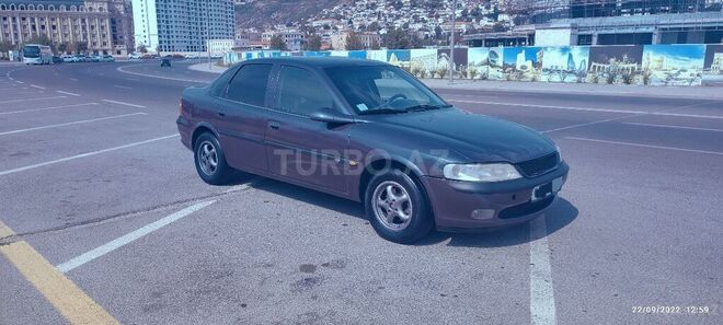 Opel Vectra 1996, 305,000 km - 1.8 л - Bakı