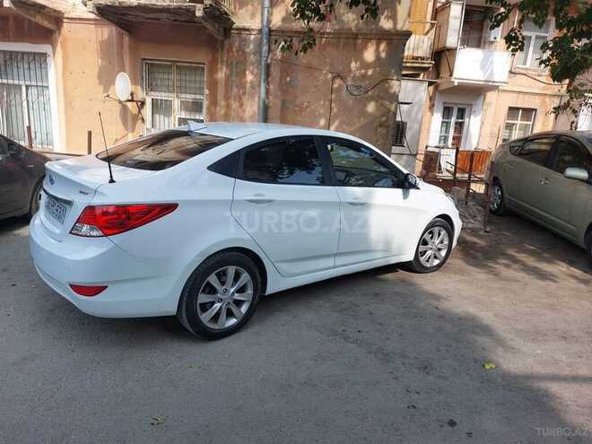 Hyundai Accent 2013, 203,000 km - 1.6 l - Bakı