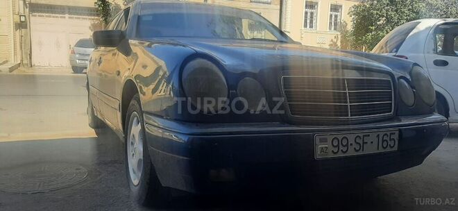 Mercedes E 220 1996, 526,000 km - 2.2 l - Gəncə