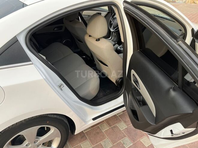 Chevrolet Cruze 2011, 451,000 km - 1.4 l - Şirvan
