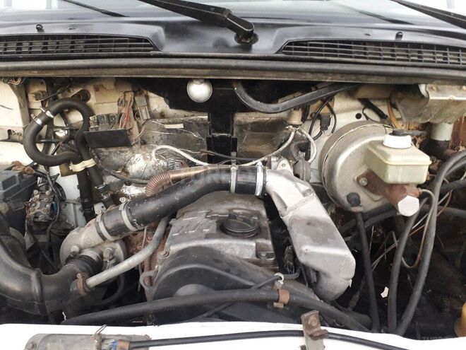 GAZ 3302-744 2005, 249,392 km - 2.3 l - Saatlı