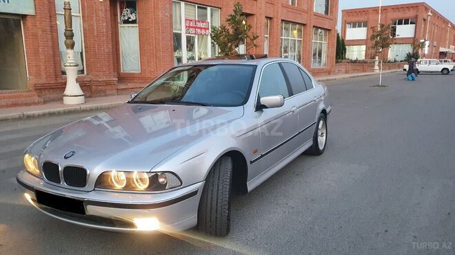 BMW 525 1999, 299,000 km - 2.5 l - Gəncə