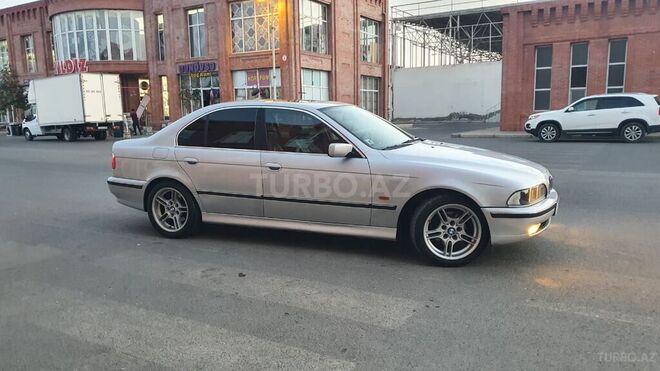 BMW 525 1999, 299,000 km - 2.5 l - Gəncə