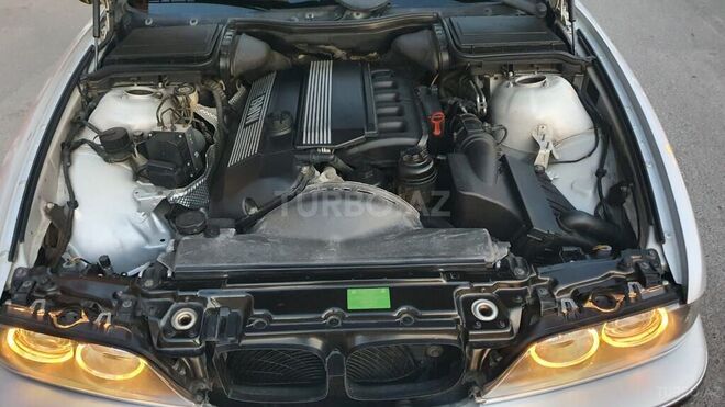 BMW 525 1999, 299,000 km - 2.5 l - Gəncə