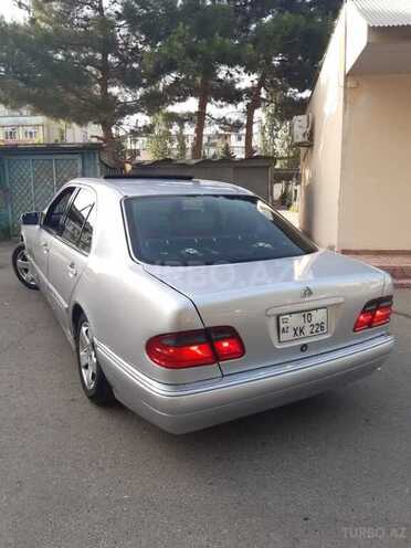 Mercedes E 320 1997, 325,000 km - 3.2 l - Bakı