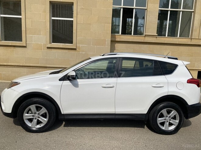 Toyota RAV4 2015, 141,595 km - 2.5 l - Bakı