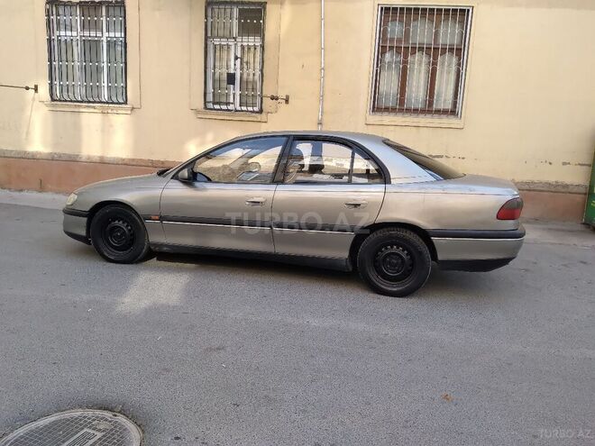Opel Omega 1996, 322,000 km - 2.0 l - Sumqayıt